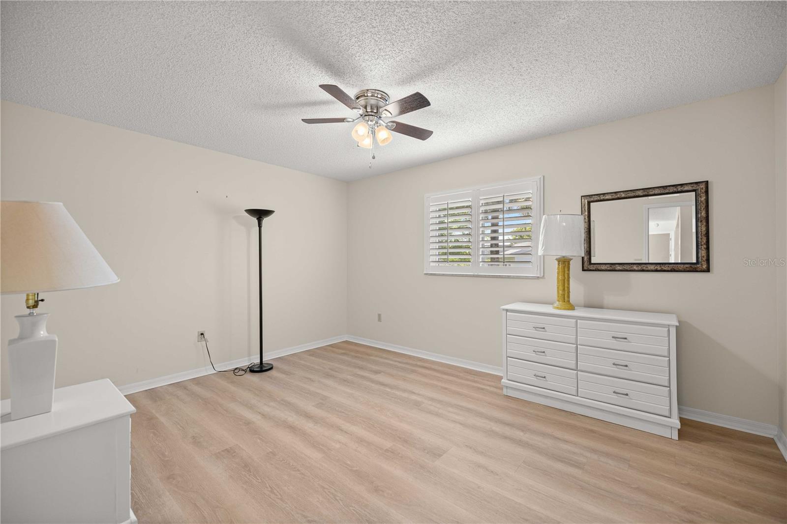 SPRUCE CRK SOUTH 02 - Residential