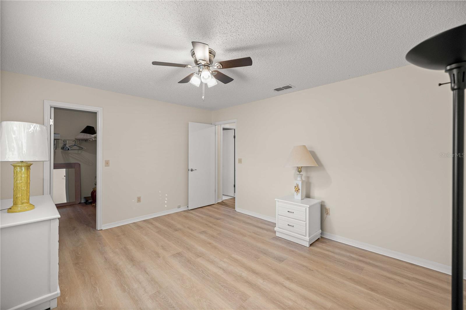 SPRUCE CRK SOUTH 02 - Residential