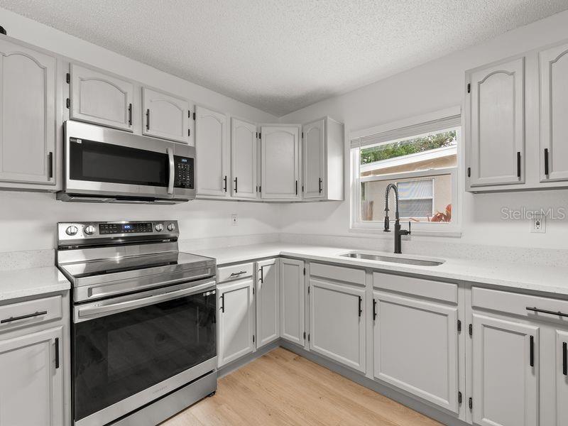 THOMPSON HEIGHTS SUB 1 - Residential