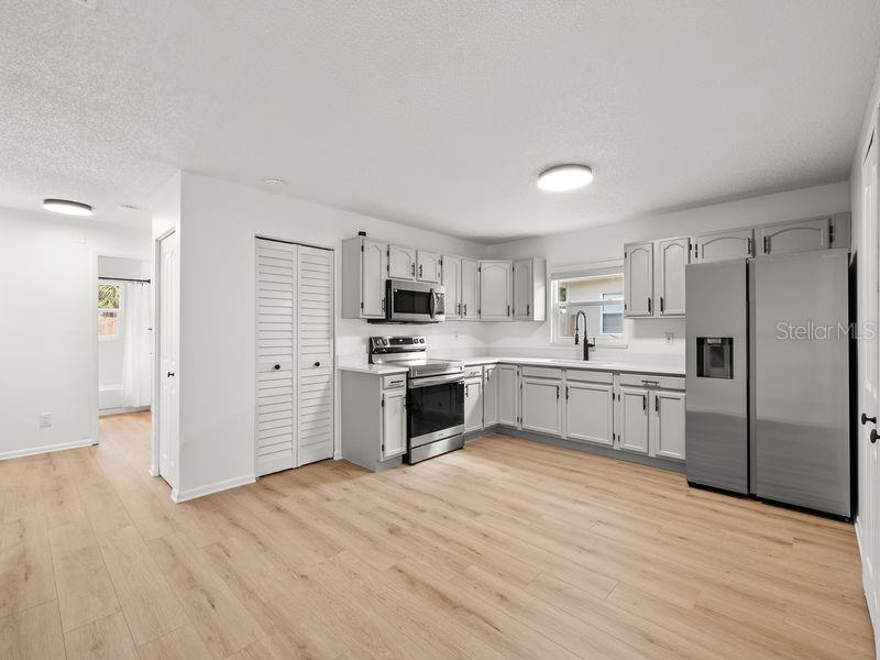 THOMPSON HEIGHTS SUB 1 - Residential