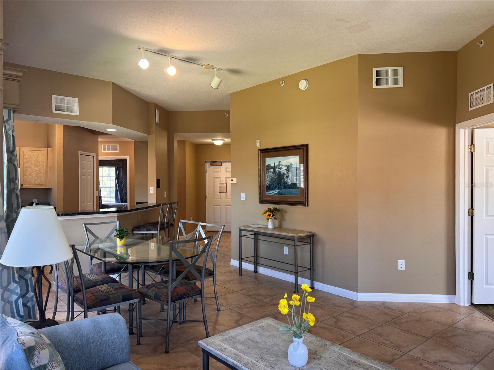 WORLDQUEST RESORT CONDO PH 1, 2 AND 3 - Residential