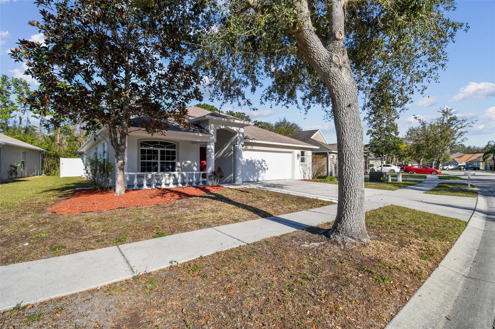 15807 LEATHERLEAF LANE