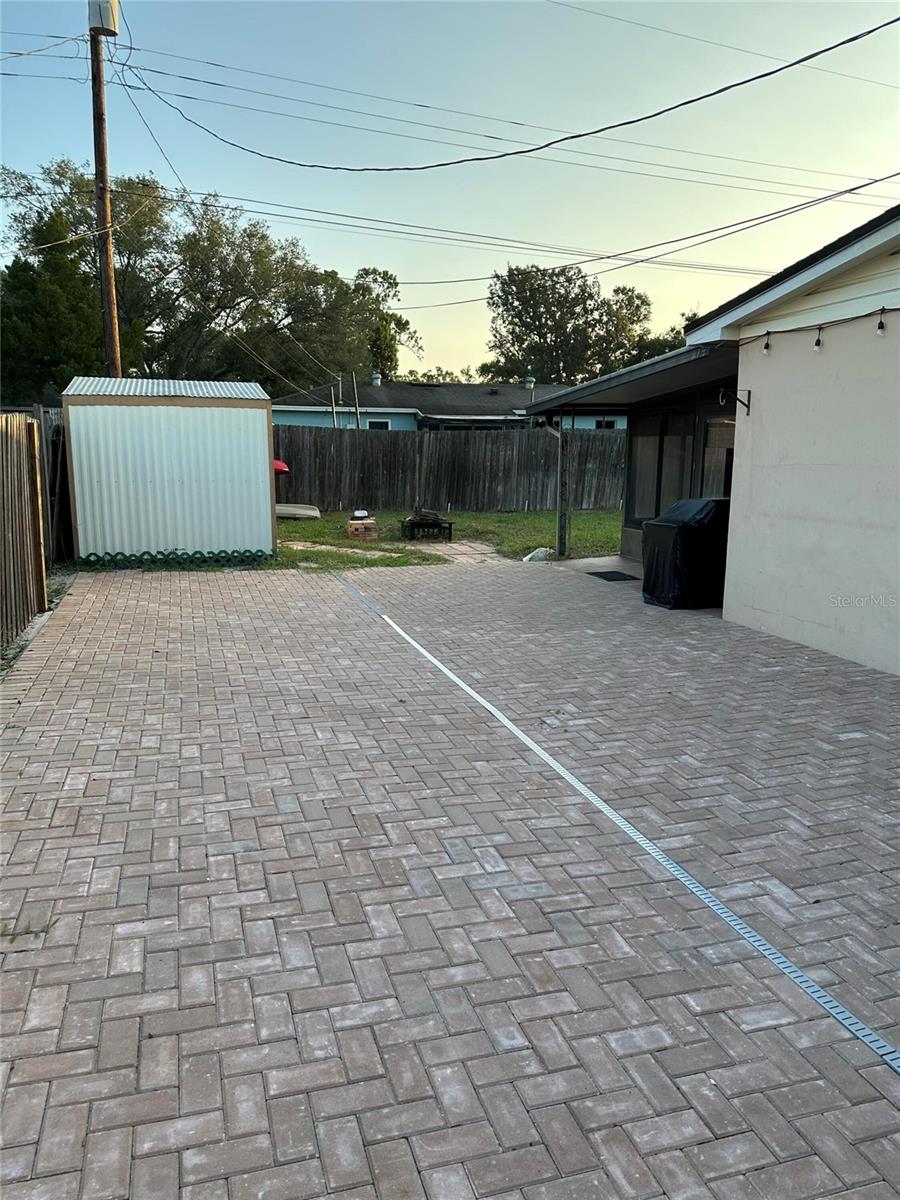 522 WILSHIRE DRIVE