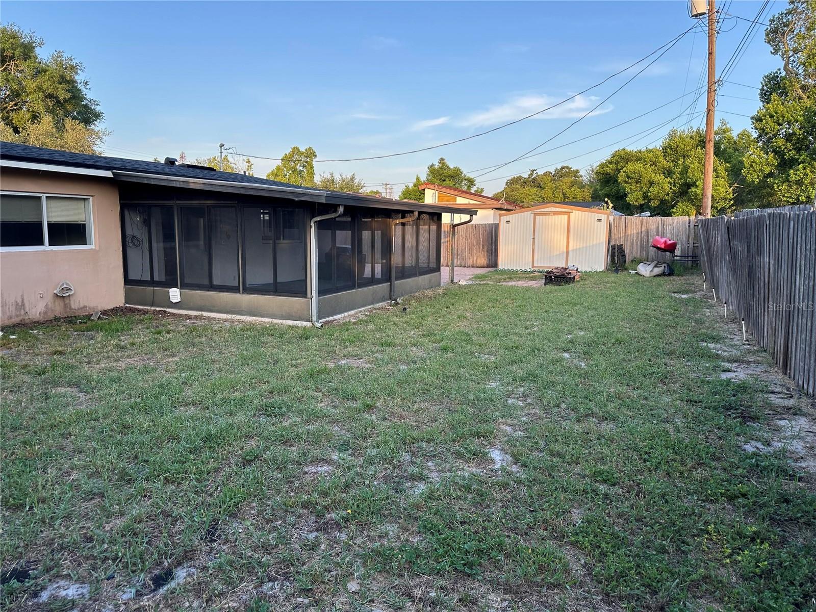 522 WILSHIRE DRIVE