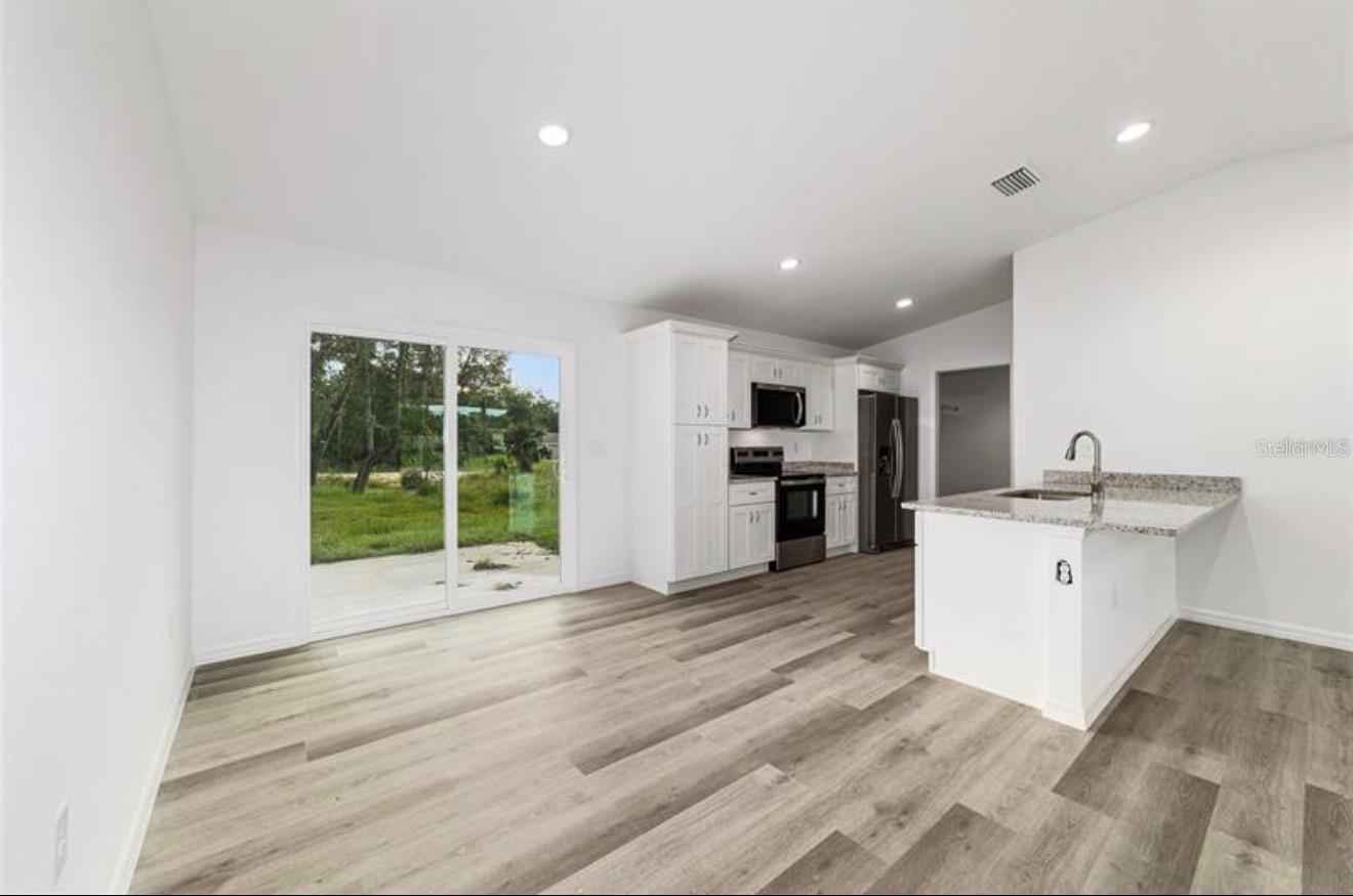 TRAILS EAST - Residential