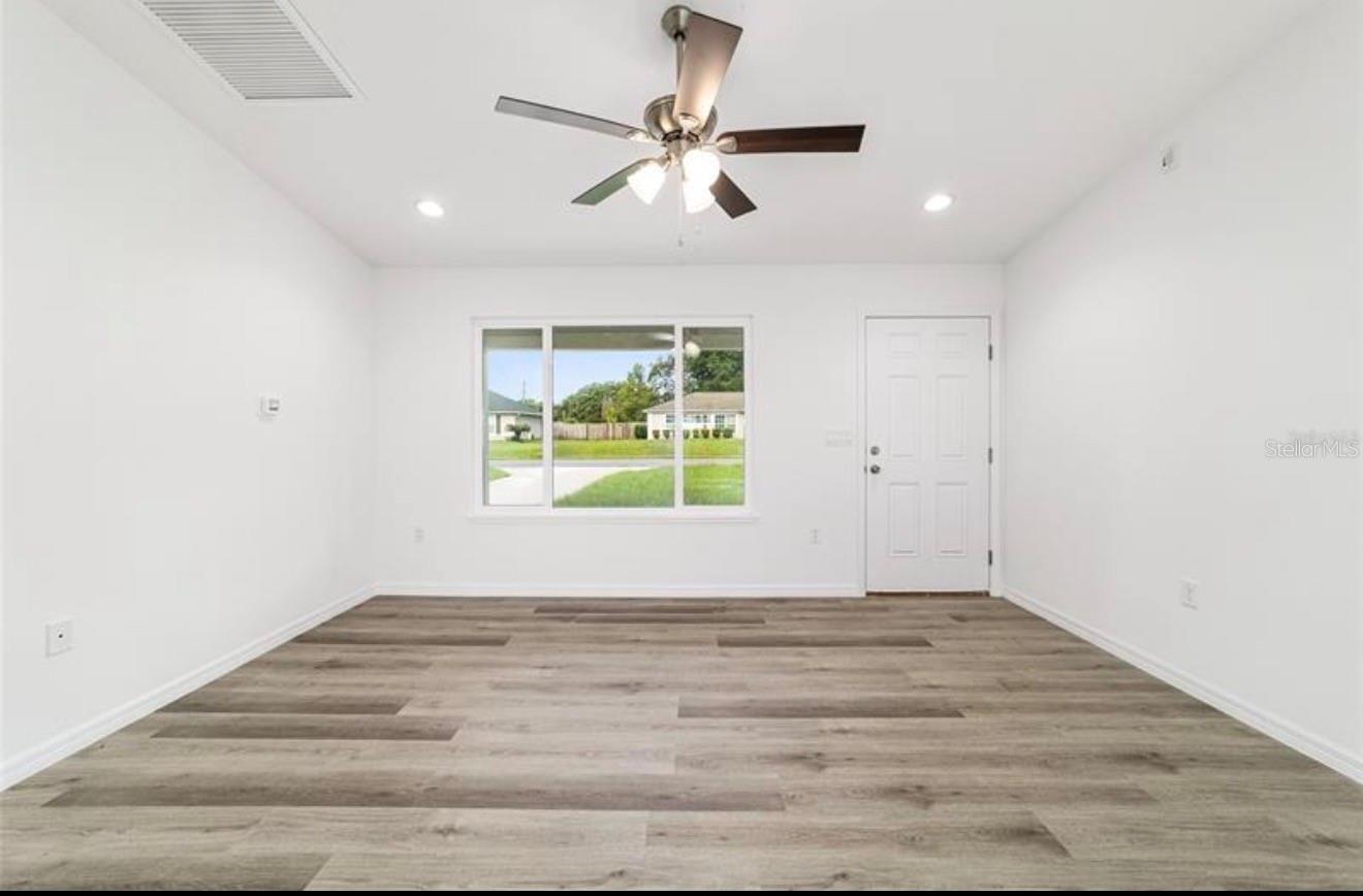 TRAILS EAST - Residential