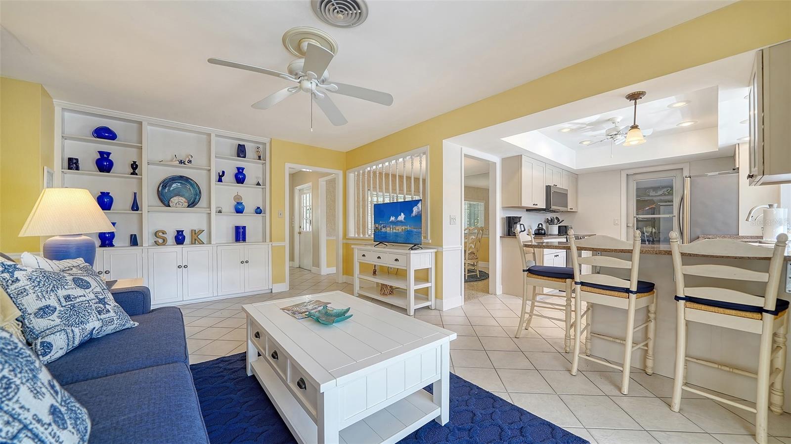 5525 SHADOW LAWN DRIVE