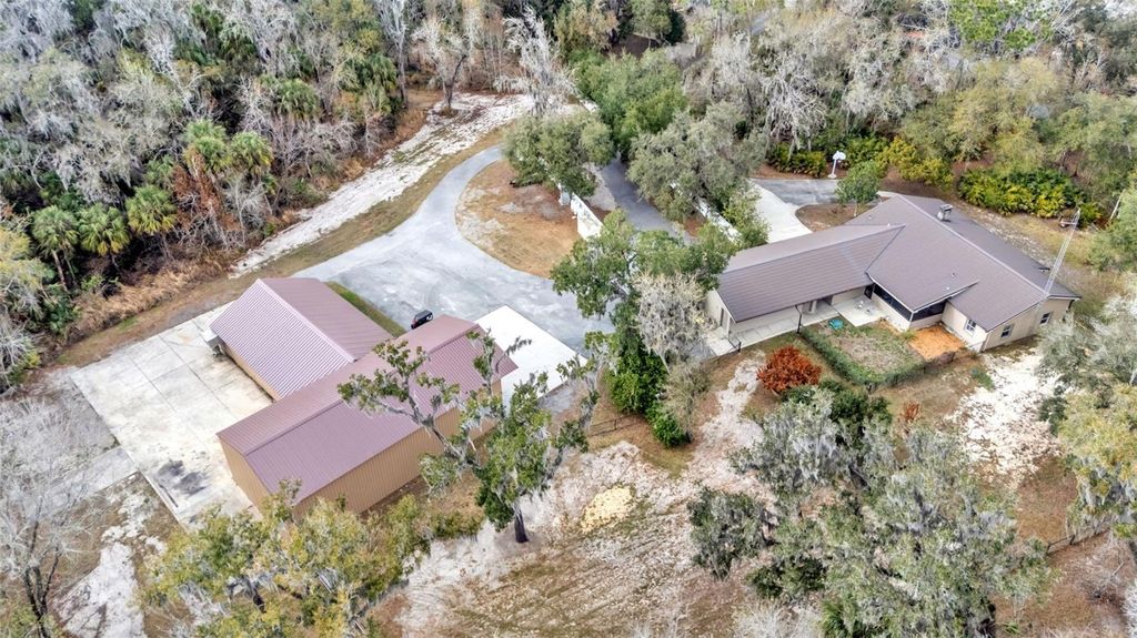 Photo of 6400 Forestwood Drive E, Lakeland, FL 33811 (MLS # L4959615)