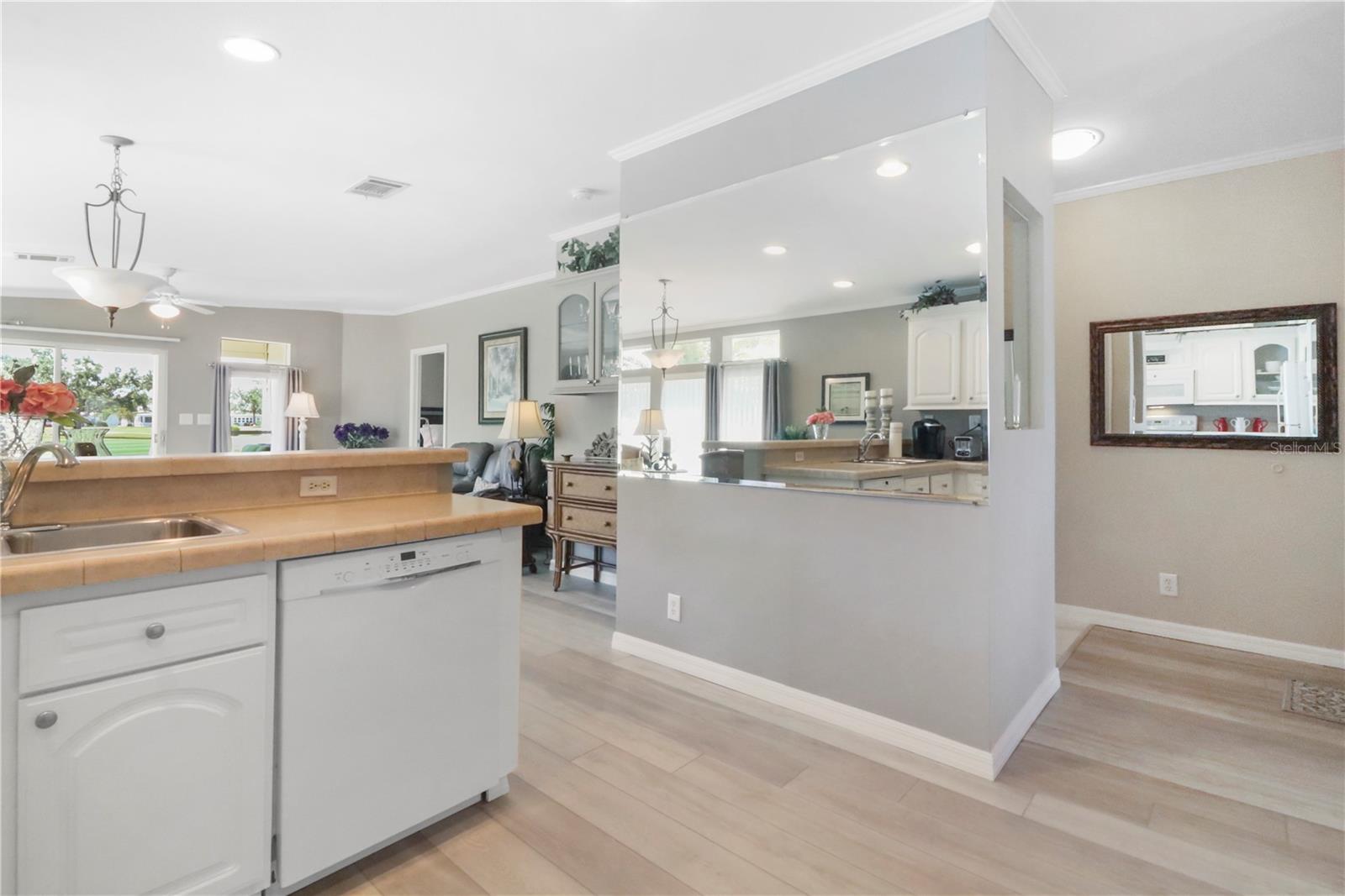 MAPLE LEAF ESTATES - Residential