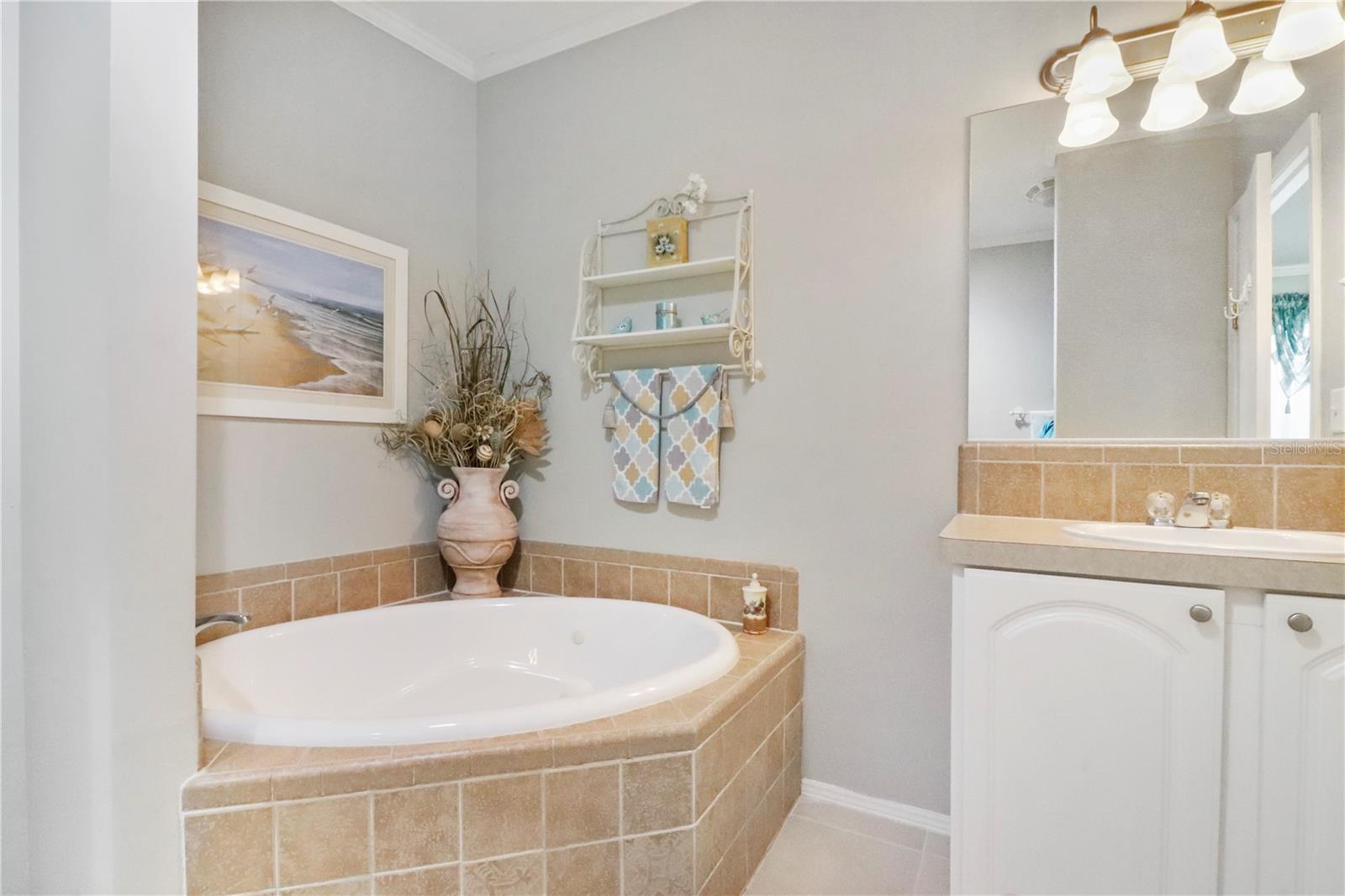 MAPLE LEAF ESTATES - Residential