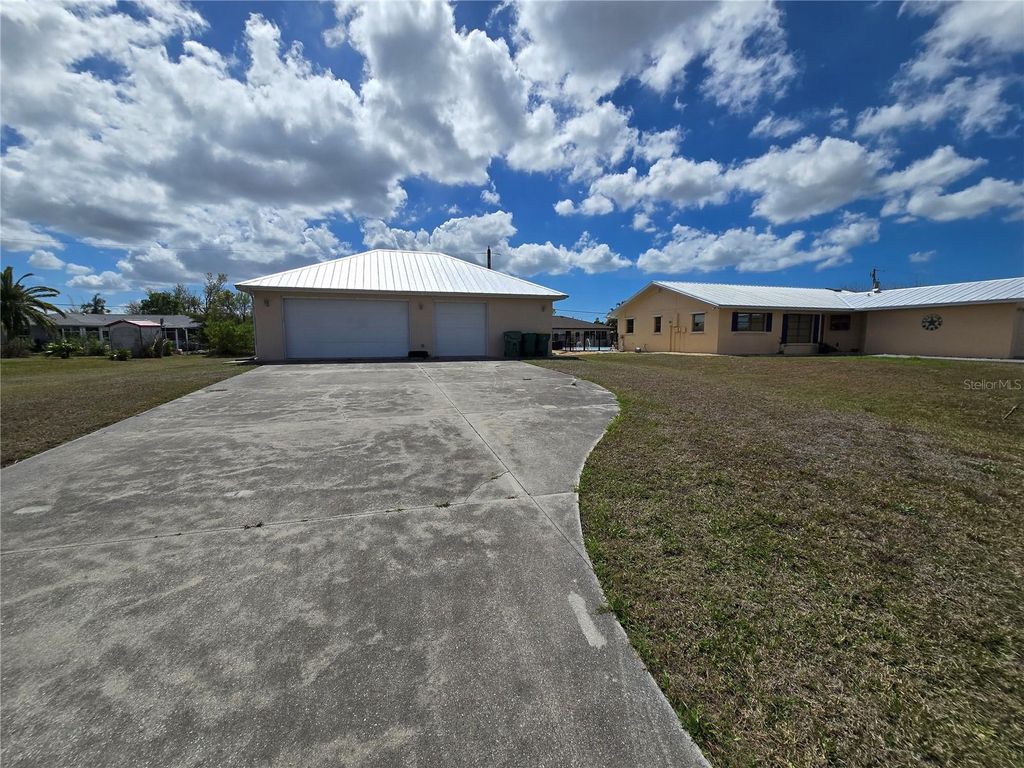 Photo of 10075 Bentley Avenue, Englewood, FL 34224 (MLS # C7522897)