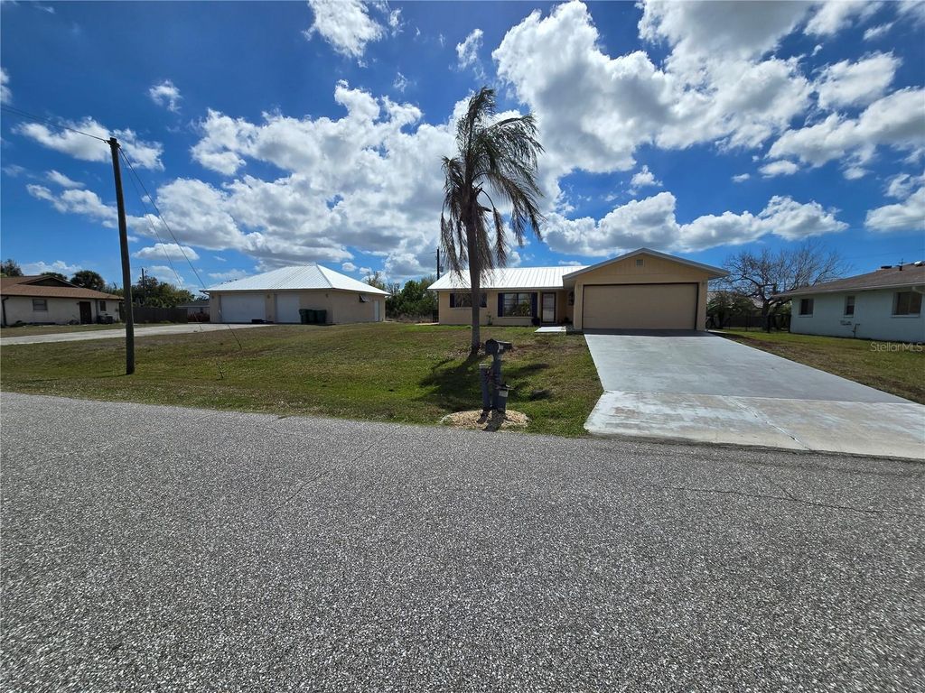 Photo of 10075 Bentley Avenue, Englewood, FL 34224 (MLS # C7522897)