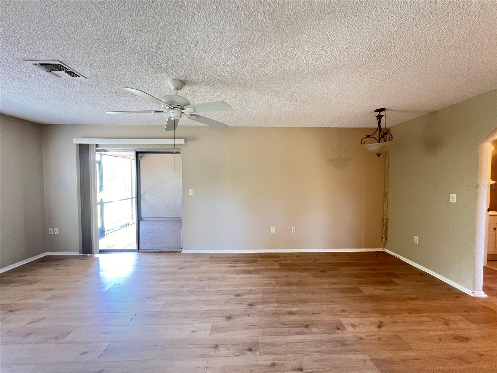 SHARAMERE WOODS - Residential