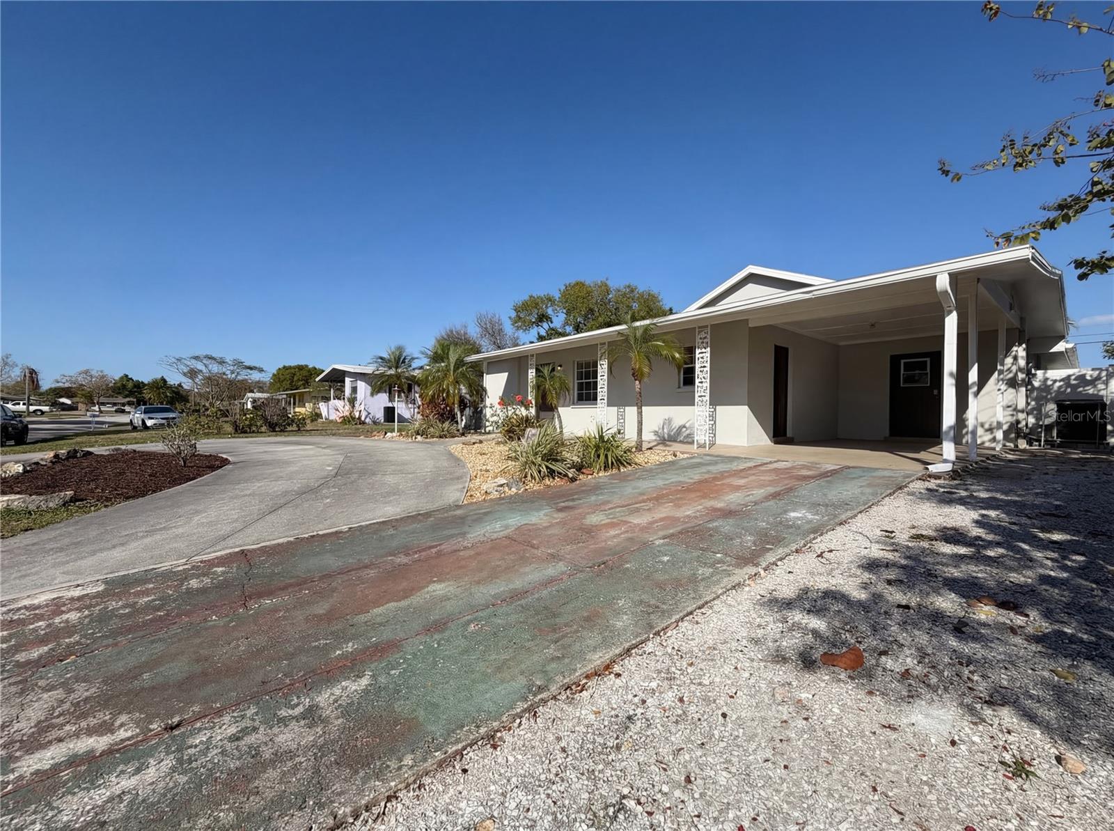 CAPE VISTA FIRST UNIT - Residential