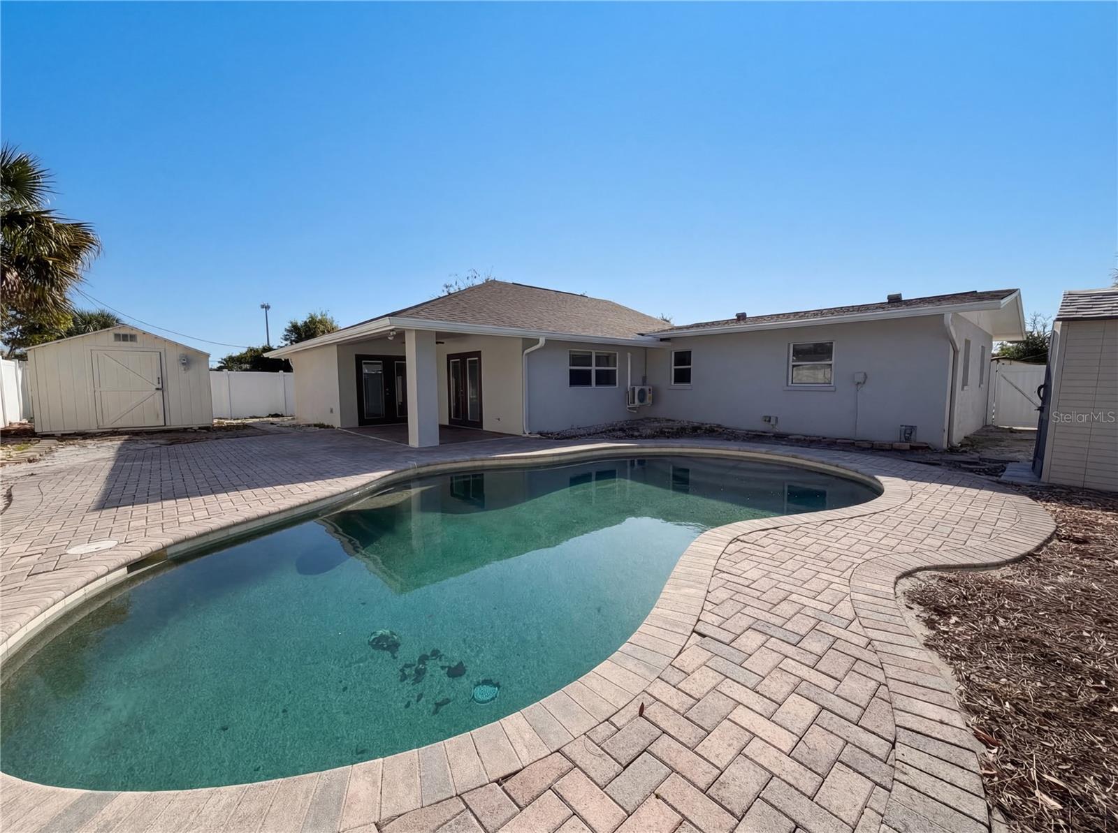 CAPE VISTA FIRST UNIT - Residential