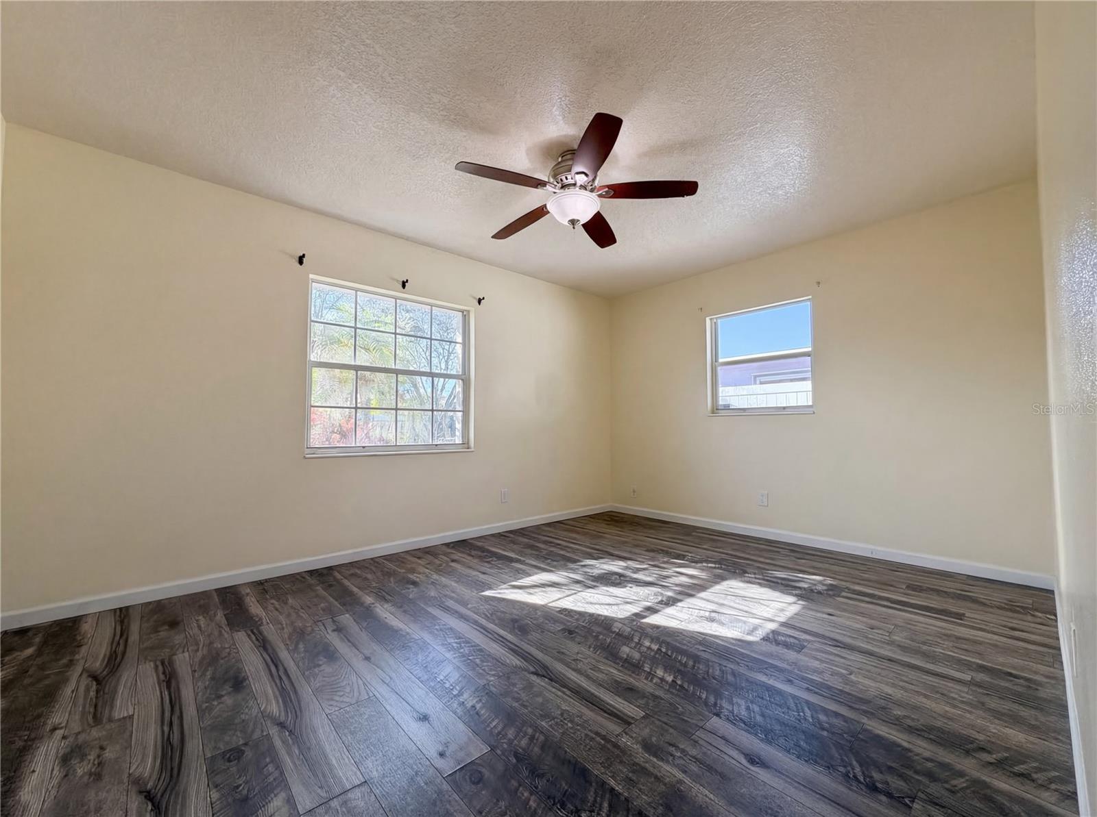 CAPE VISTA FIRST UNIT - Residential