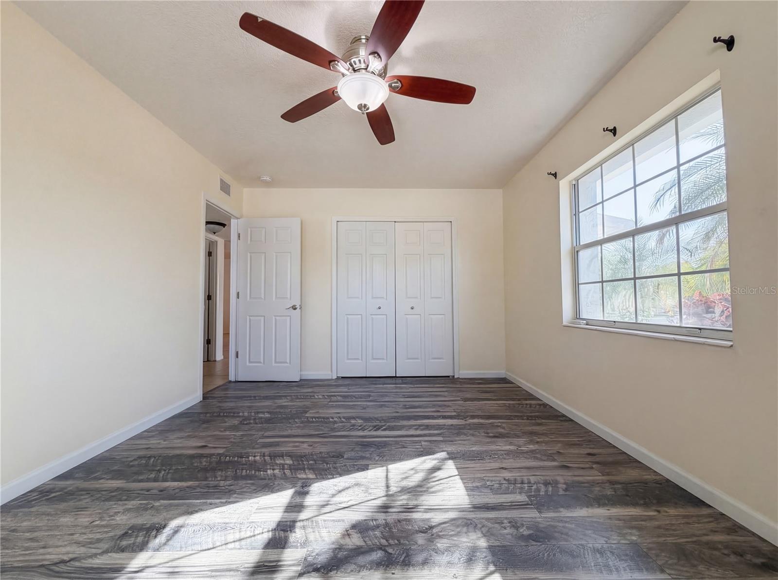 CAPE VISTA FIRST UNIT - Residential