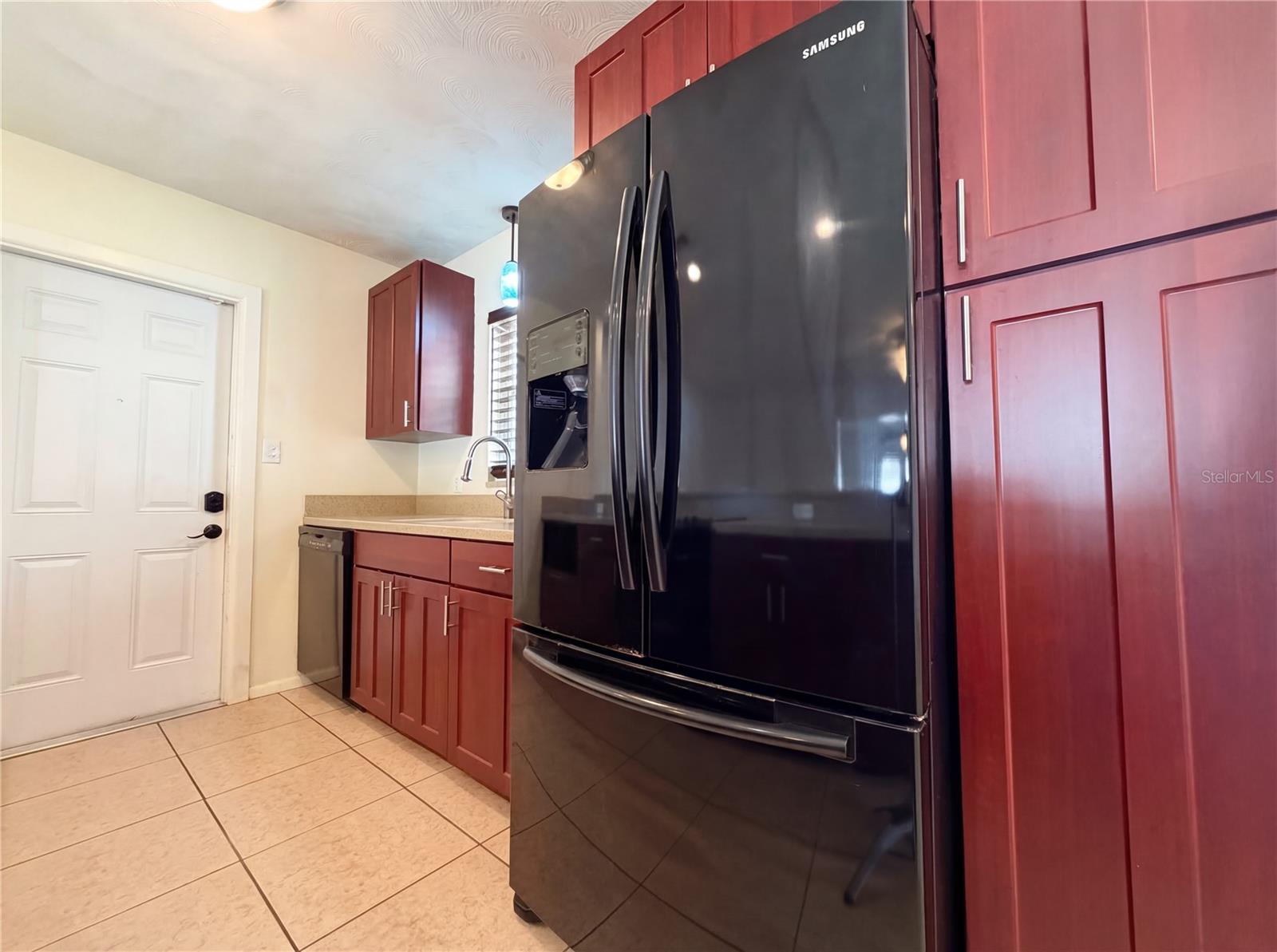 CAPE VISTA FIRST UNIT - Residential