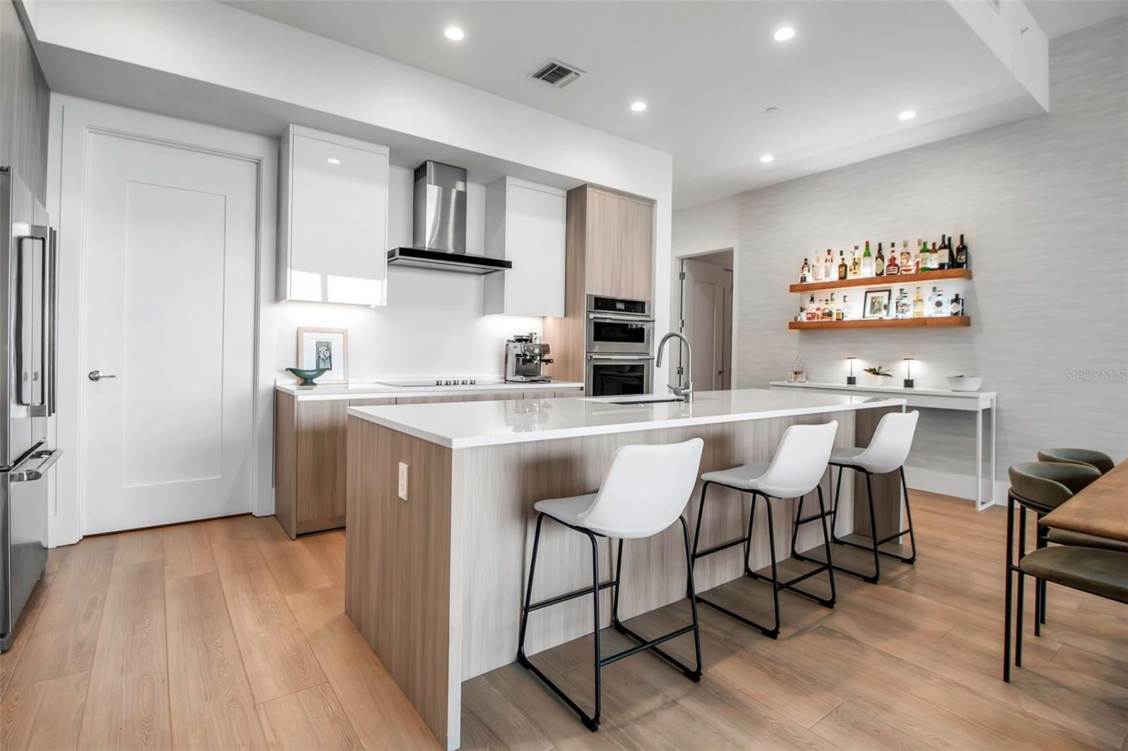 BAYSO SARASOTA CONDOMINIUM - Residential