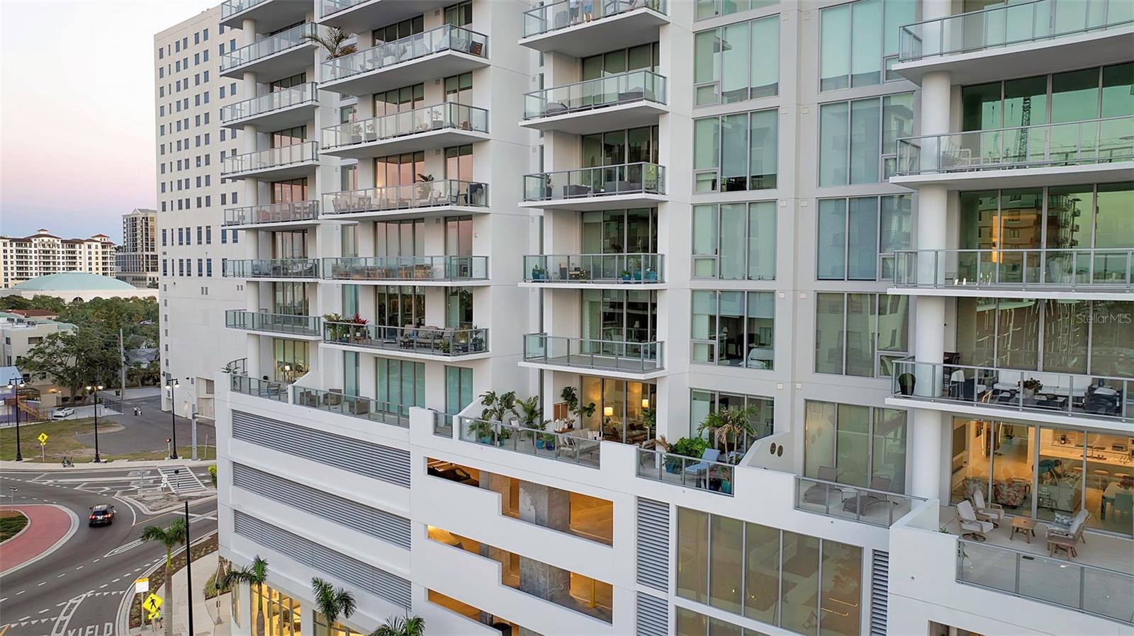 BAYSO SARASOTA CONDOMINIUM - Residential