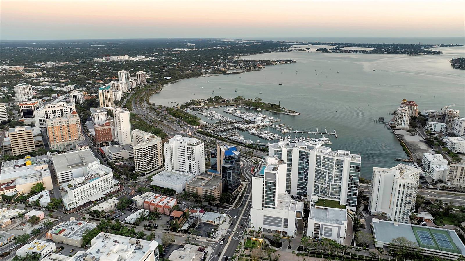 BAYSO SARASOTA CONDOMINIUM - Residential