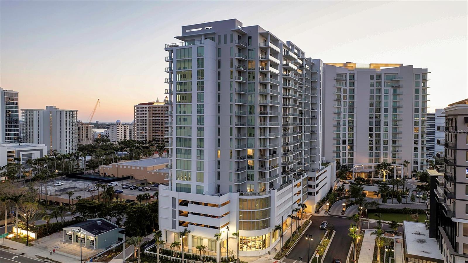 BAYSO SARASOTA CONDOMINIUM - Residential