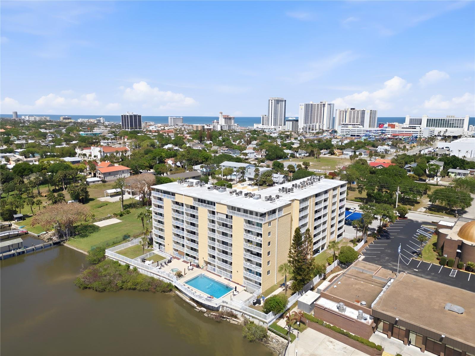 HARBOR VIEW CONDO - Residential