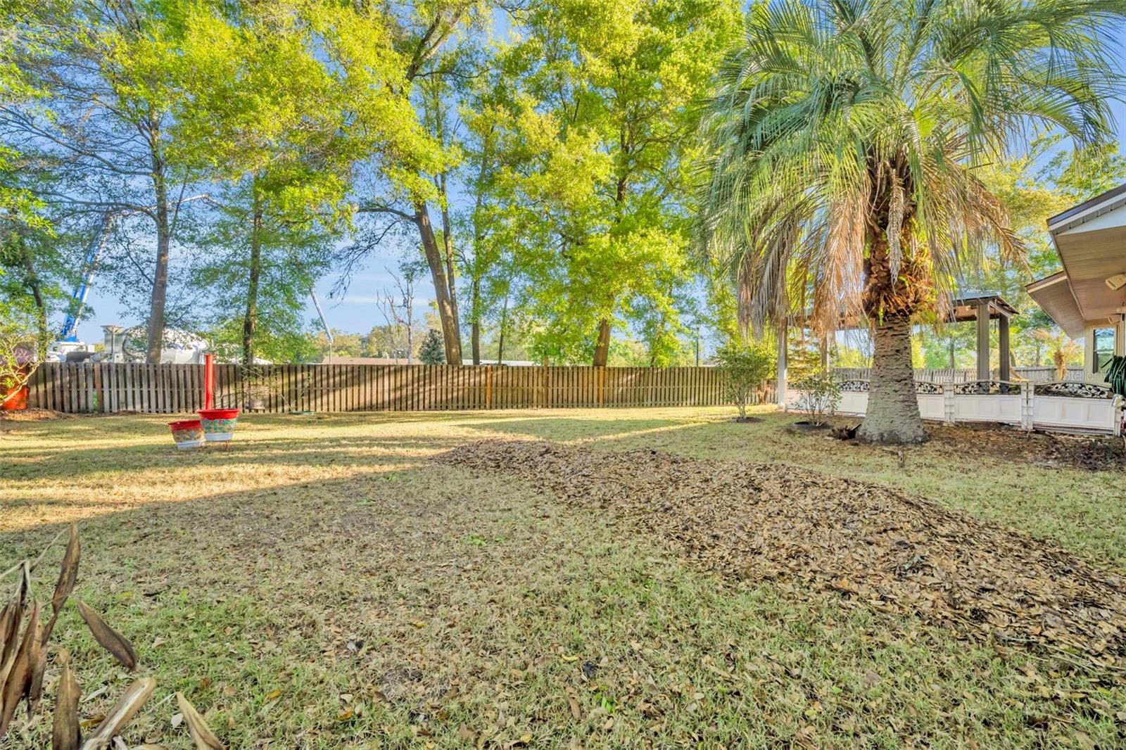 BENTLEY WOODS - Residential