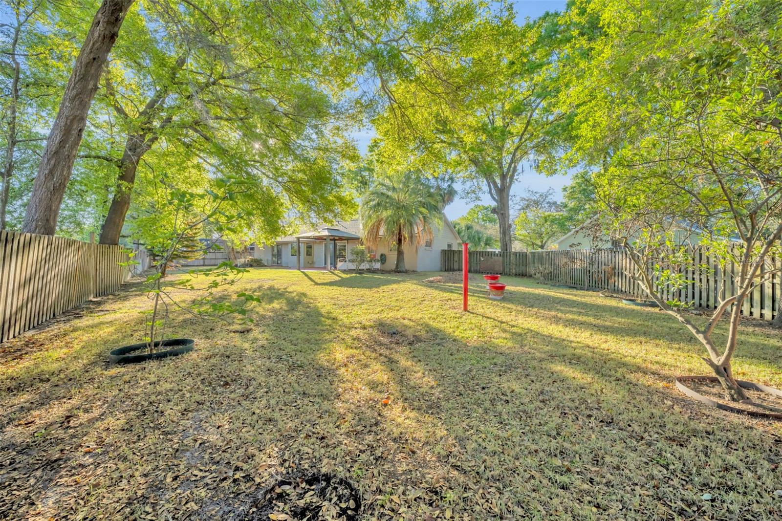 BENTLEY WOODS - Residential