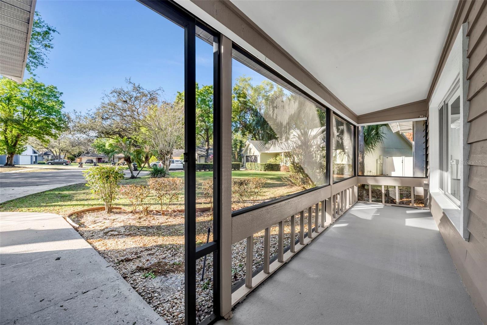 BENTLEY WOODS - Residential