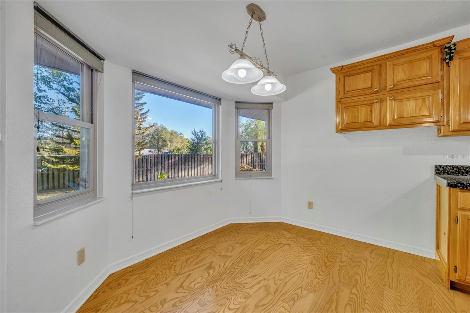 BENTLEY WOODS - Residential