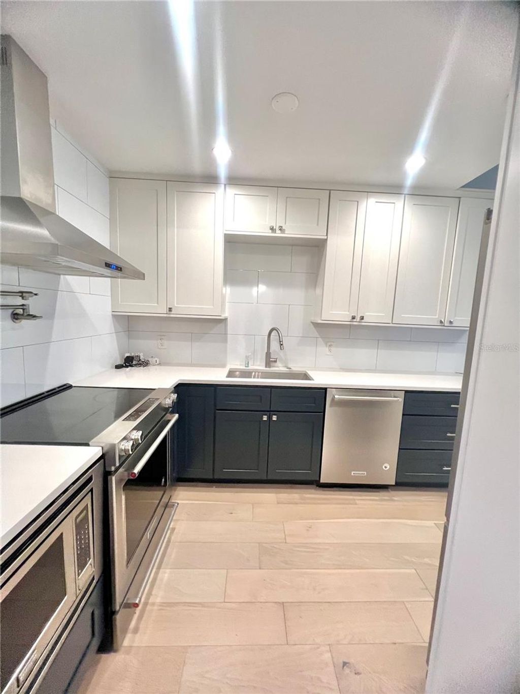 Photo of 1438 W Princeton Street, Orlando, FL 32804 (MLS # S5142555)