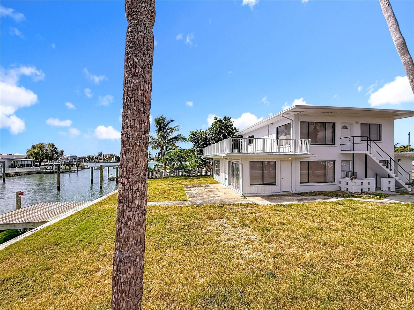 ISLAND ESTATES UNIT 1 SEC A - Residential Lease