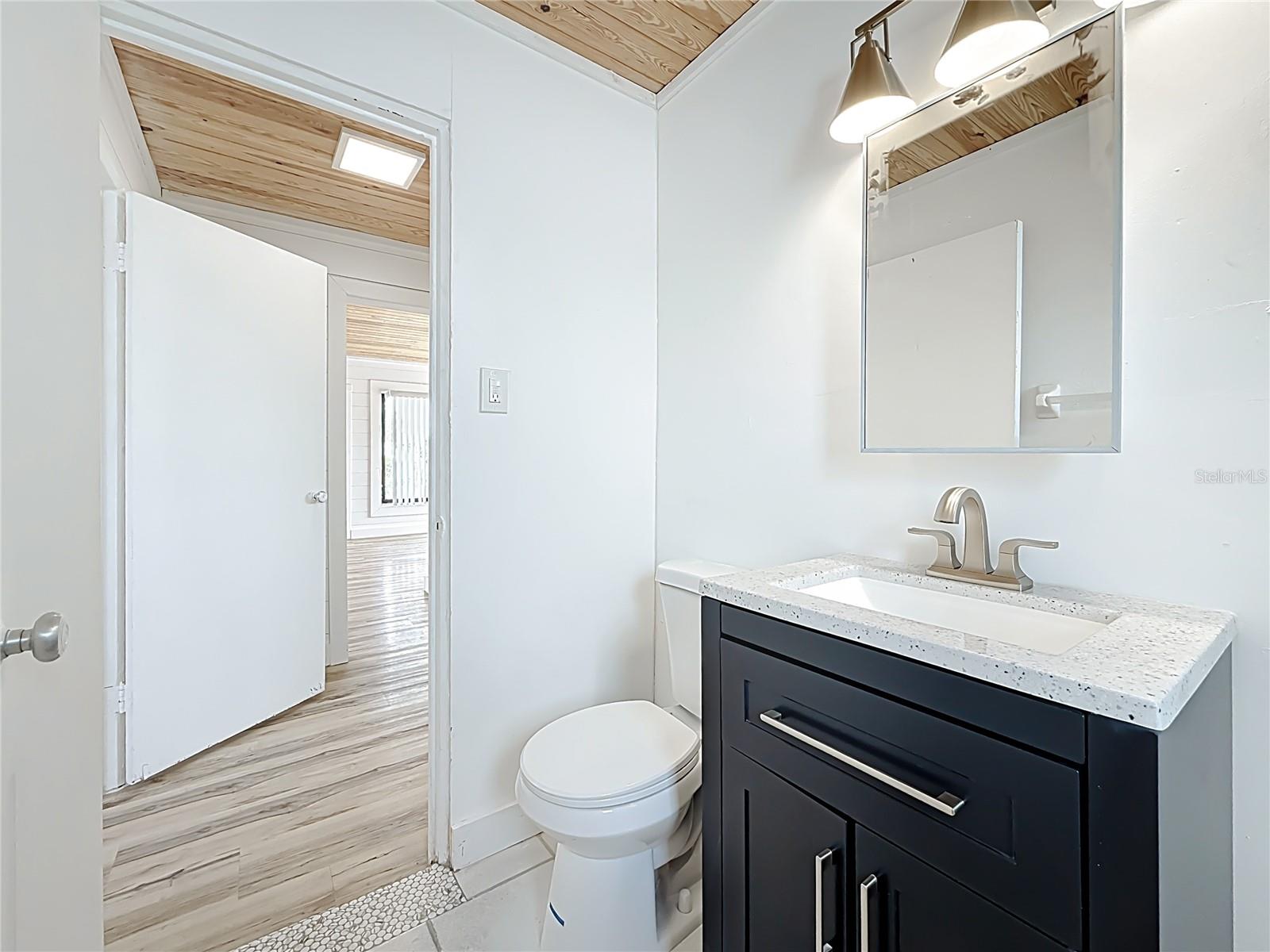 ISLAND ESTATES UNIT 1 SEC A - Residential Lease