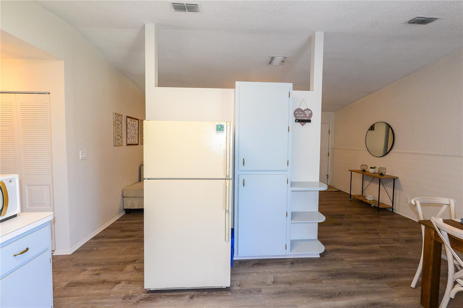 PEYTON PLACE - Residential Lease