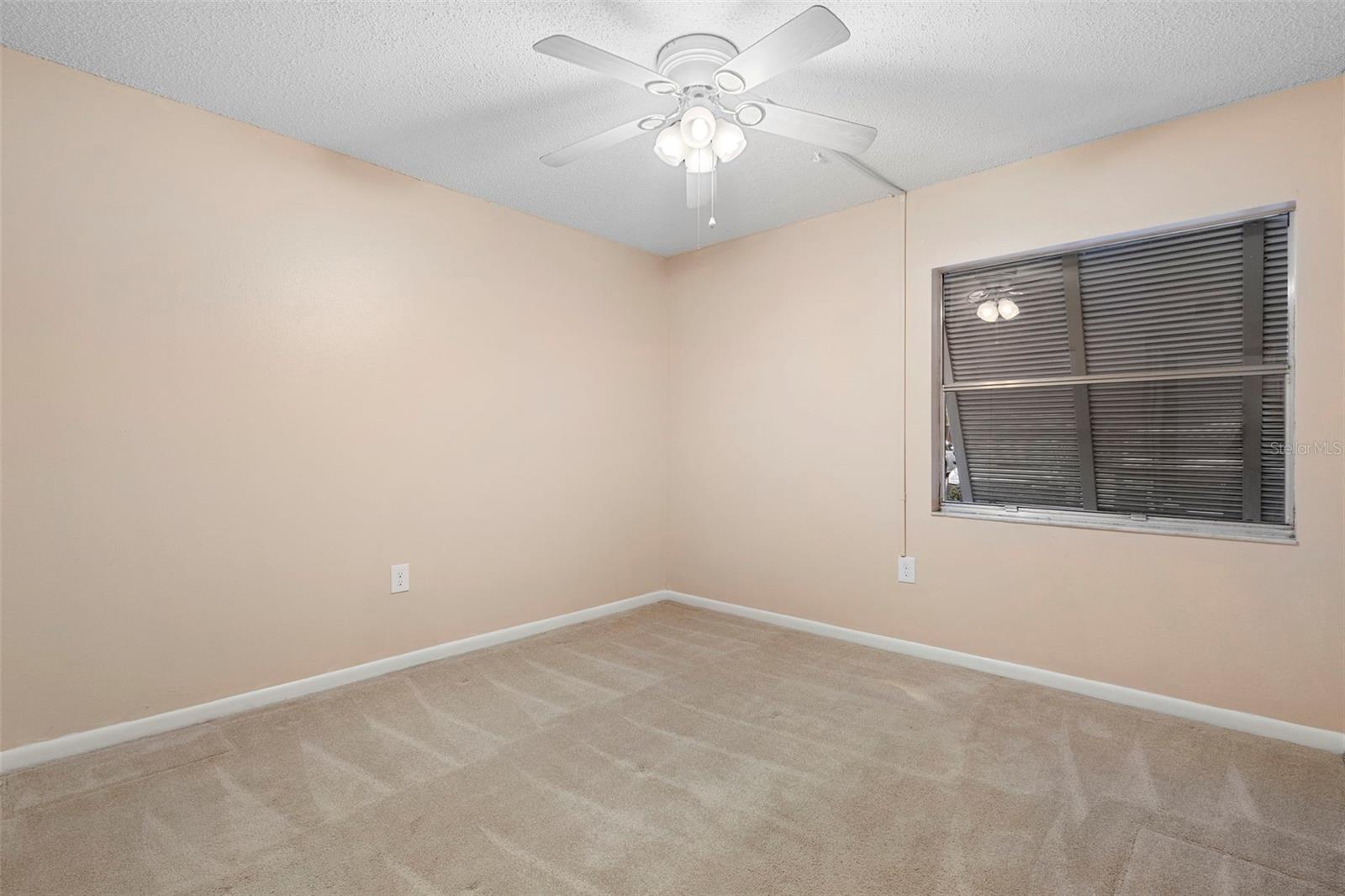 LAKESIDE CONDO APTS - Residential