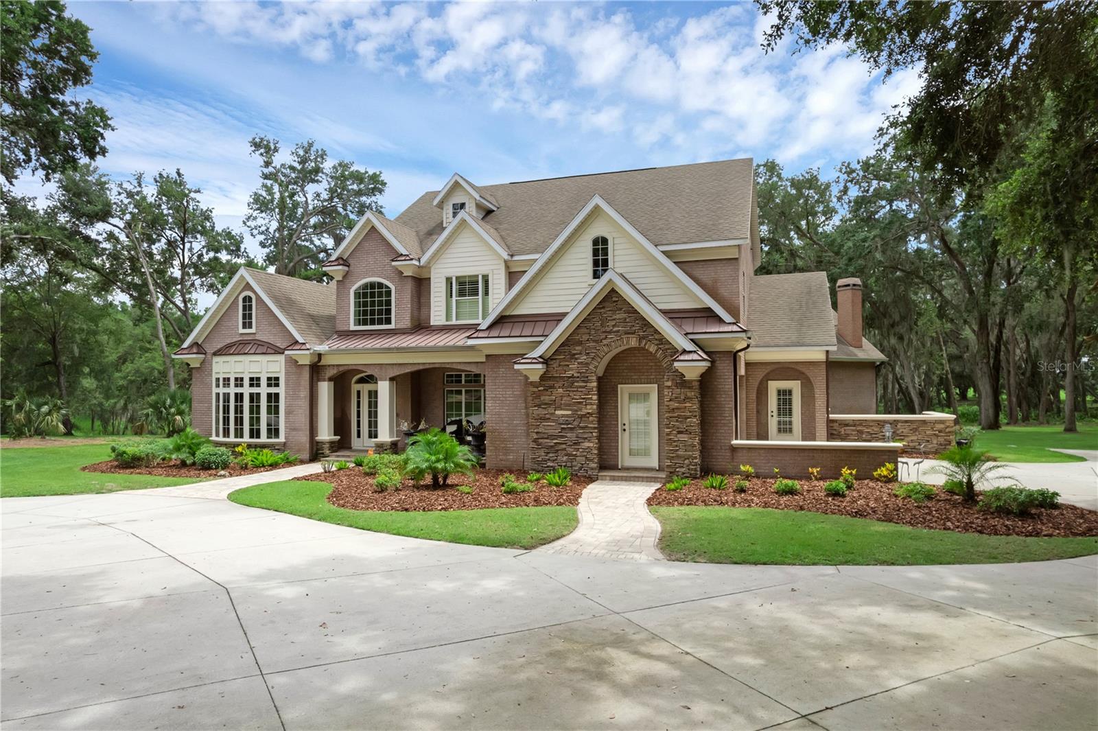 1325 OTTERS VIEW COURT