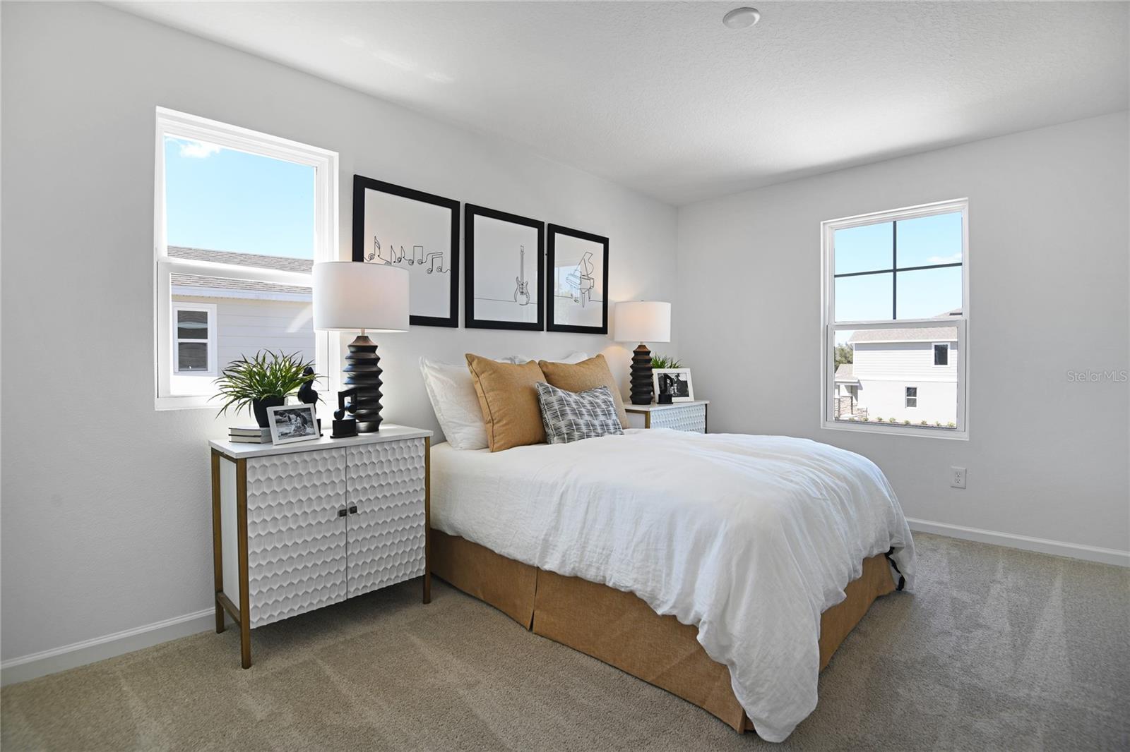 SEASONS AT MAGNOLIA POINTE - Residential