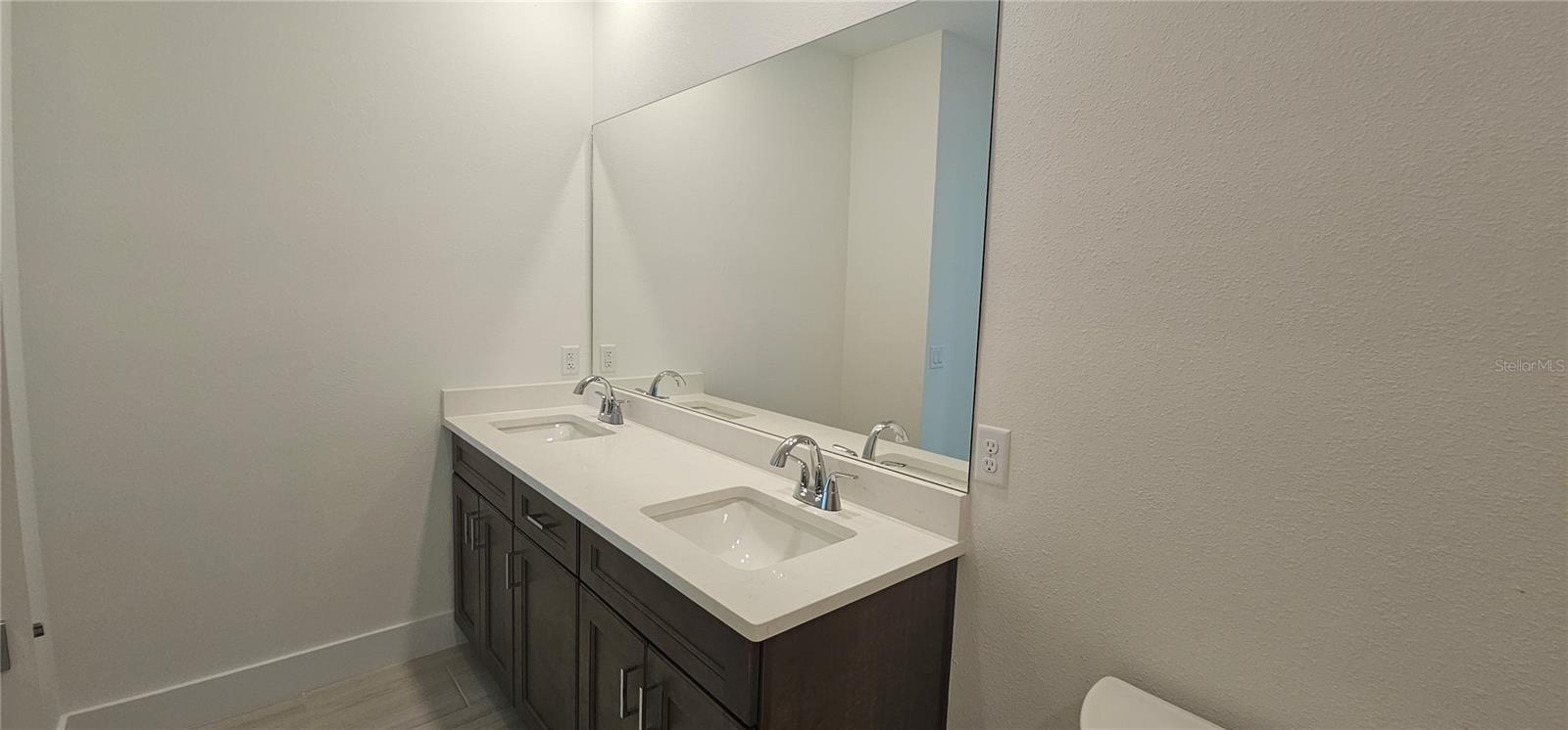 MONTEREY/LAKEWOOD RANCH - Residential Lease