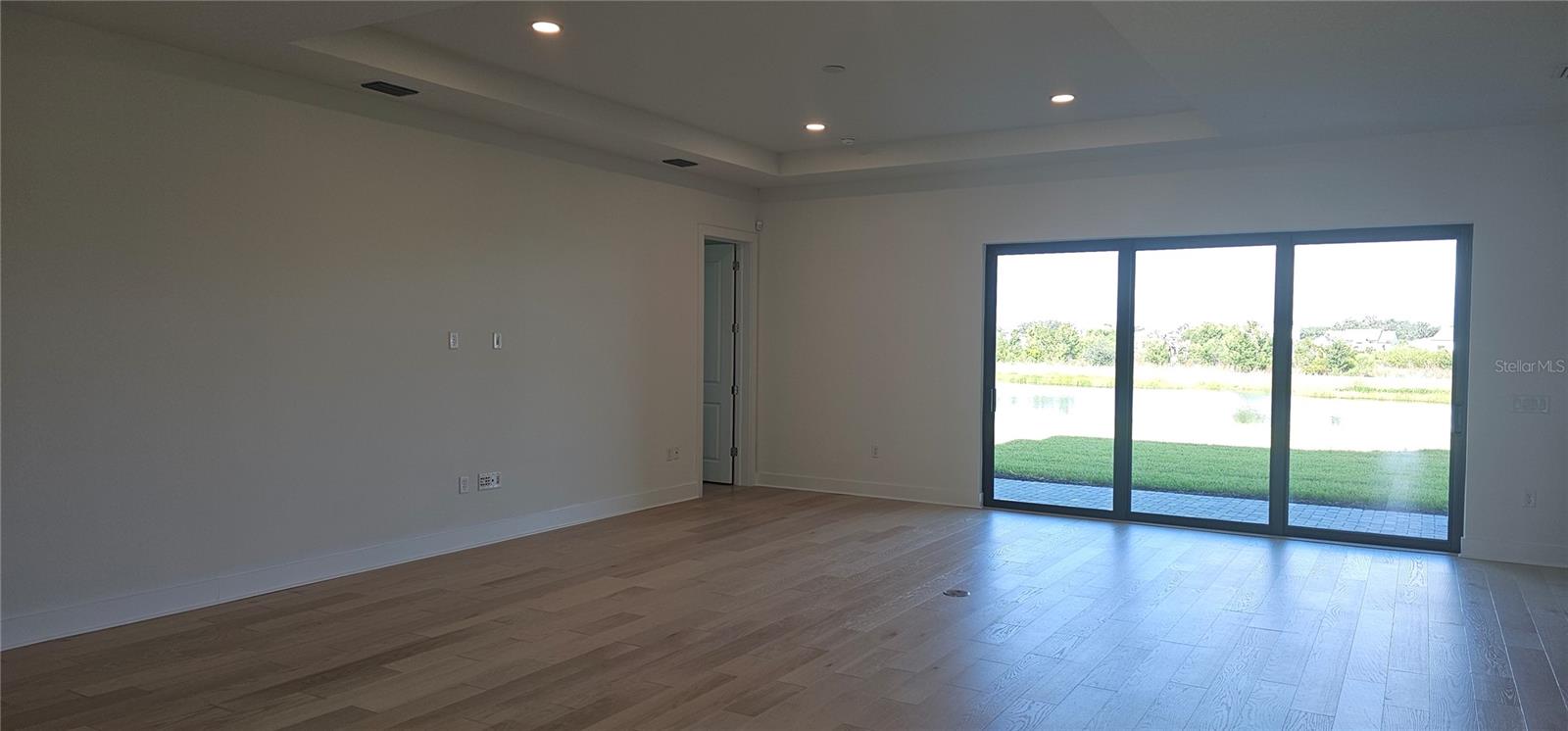 MONTEREY/LAKEWOOD RANCH - Residential Lease