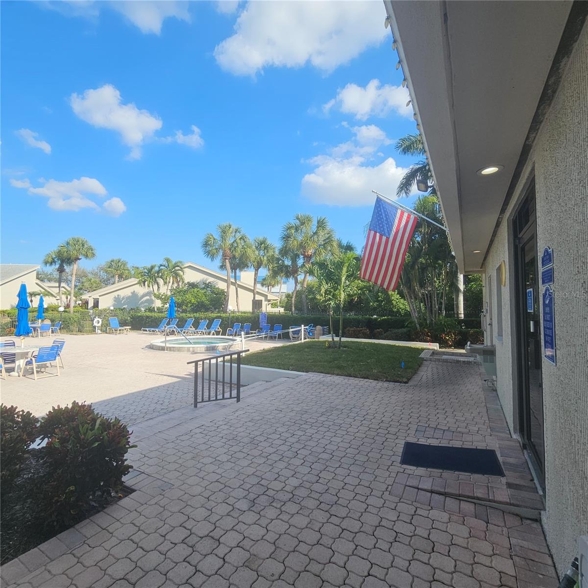 PASADENA COVE CONDO - Residential