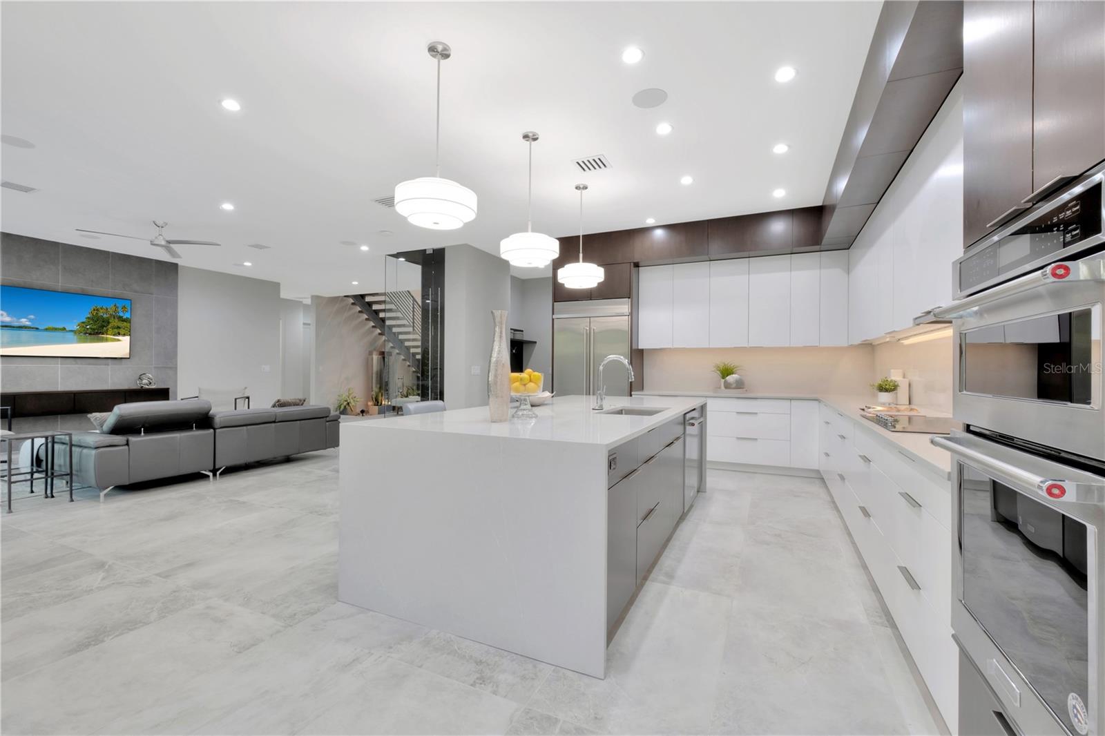 BEL MAR REV UNIT 8 - Residential