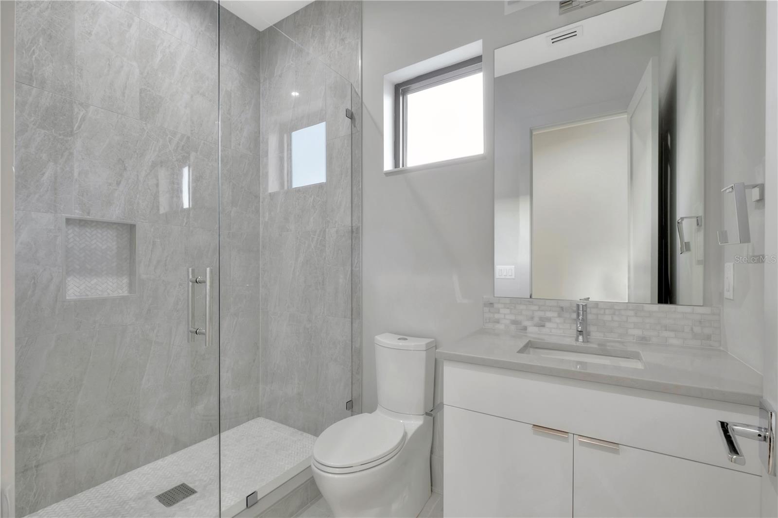 BEL MAR REV UNIT 8 - Residential