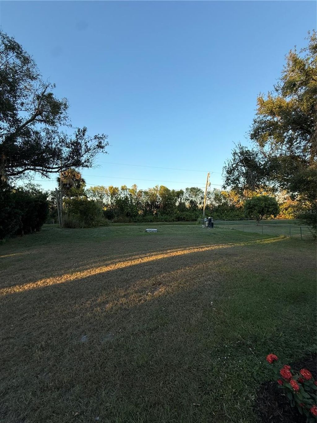 Photo of 5347 Antoinette Street, Sarasota, FL 34232 (MLS # O6362846)