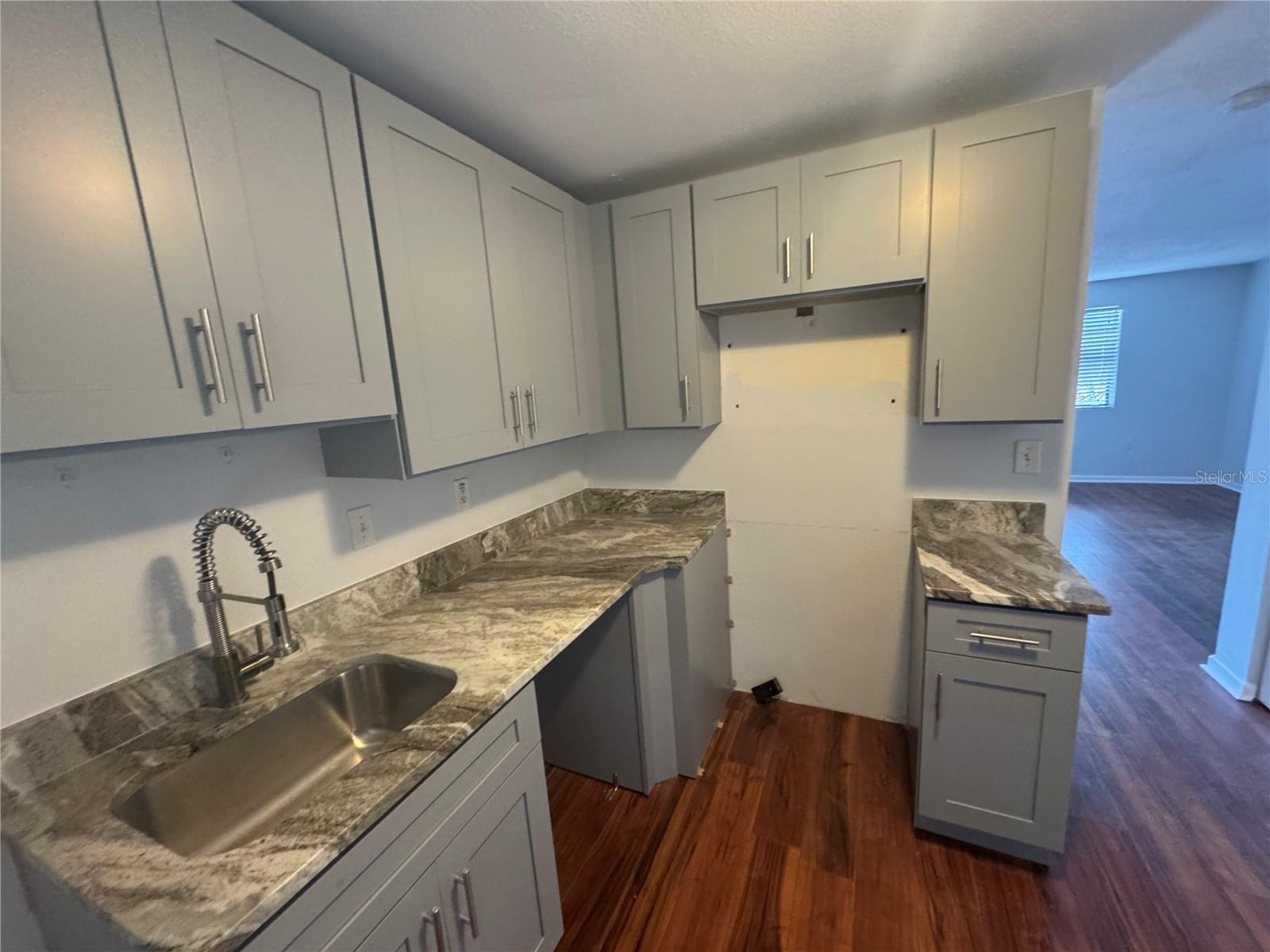 12404 HIBISCUS OAK PLACE 202