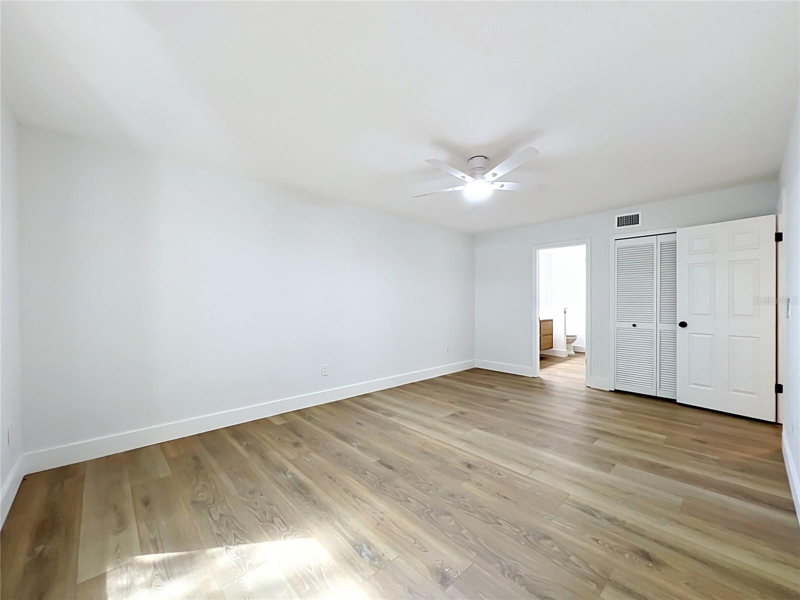 WEDGEWOOD GROVES - Residential
