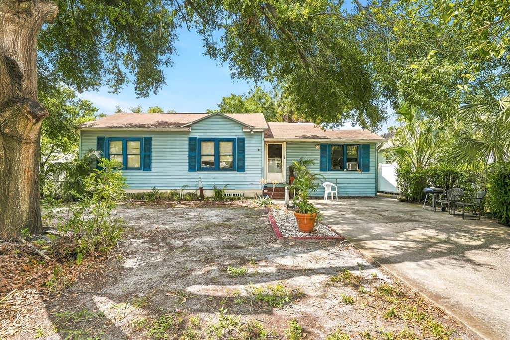 Photo of 3314 W Price Avenue, Tampa, FL 33611 (MLS # TB8534744)