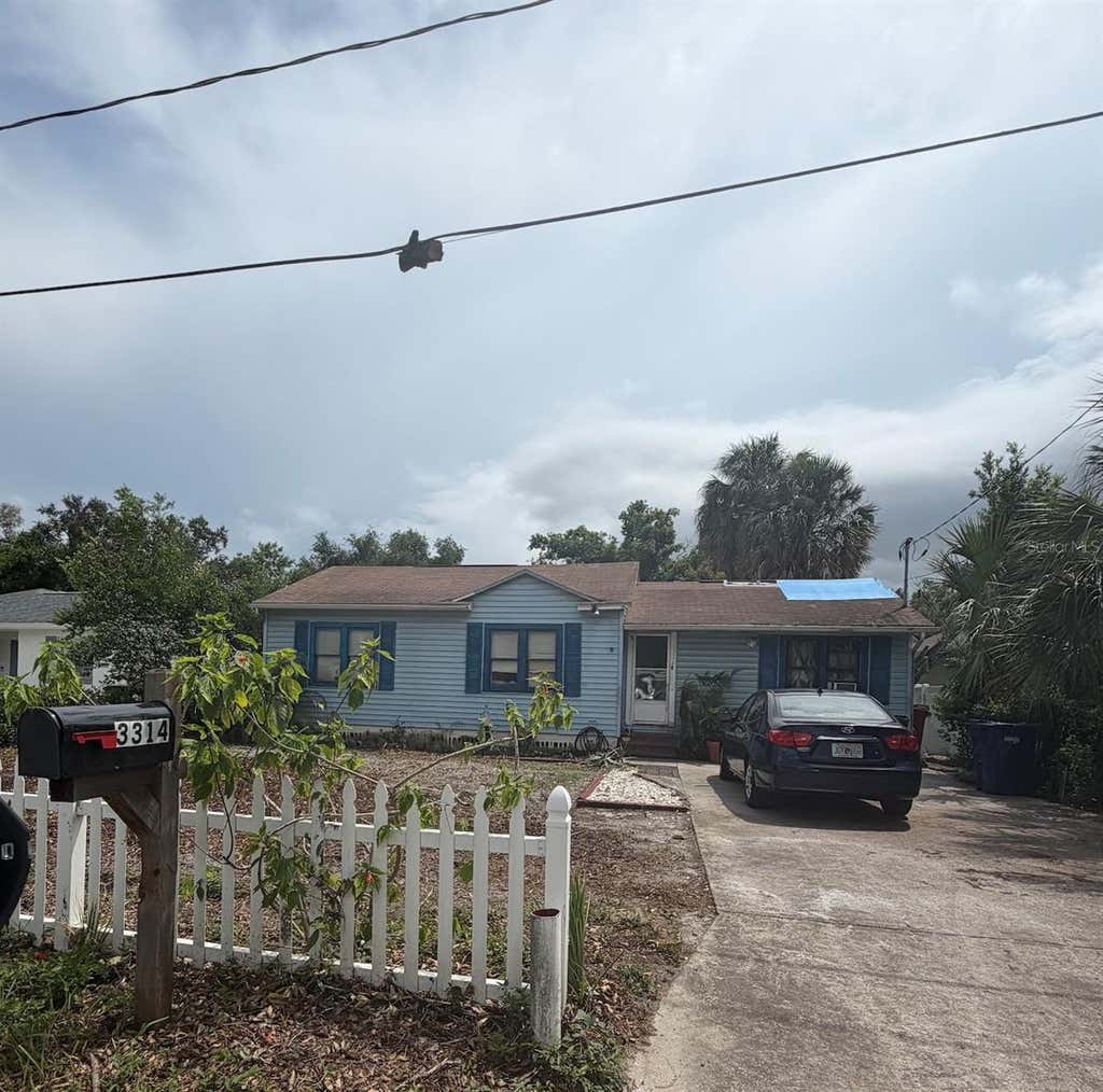 Photo of 3314 W Price Avenue, Tampa, FL 33611 (MLS # TB8534744)