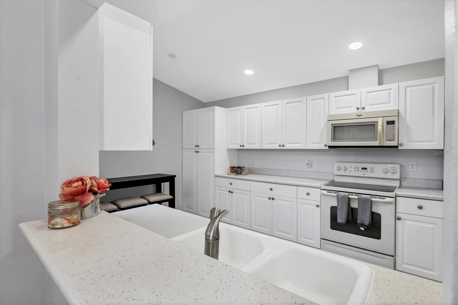 PERIDIA UNIT FOUR - Residential