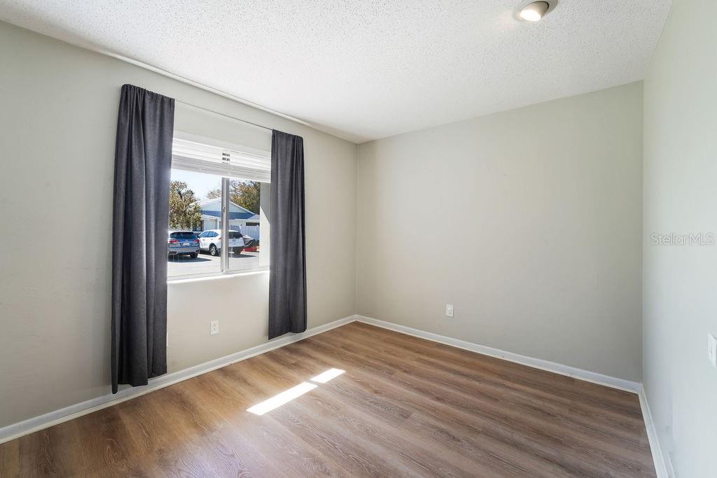 LAKE FOREST SUB - Residential